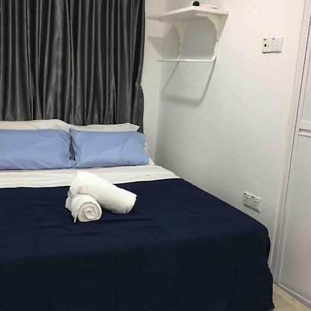 Willa 22Pax :Taman Pelangi Party House Nearby Midvelly Johor Bahru Zewnętrze zdjęcie