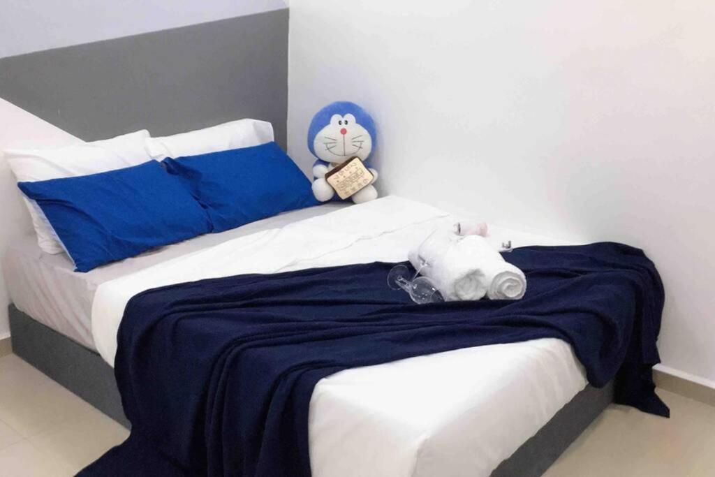 Willa 22Pax :Taman Pelangi Party House Nearby Midvelly Johor Bahru Zewnętrze zdjęcie